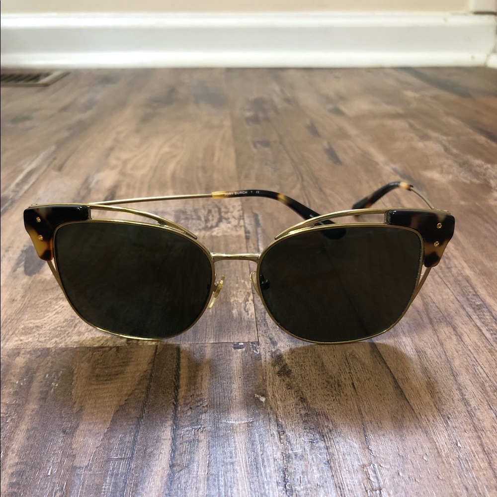 Tory Burch cat eye sunglasses